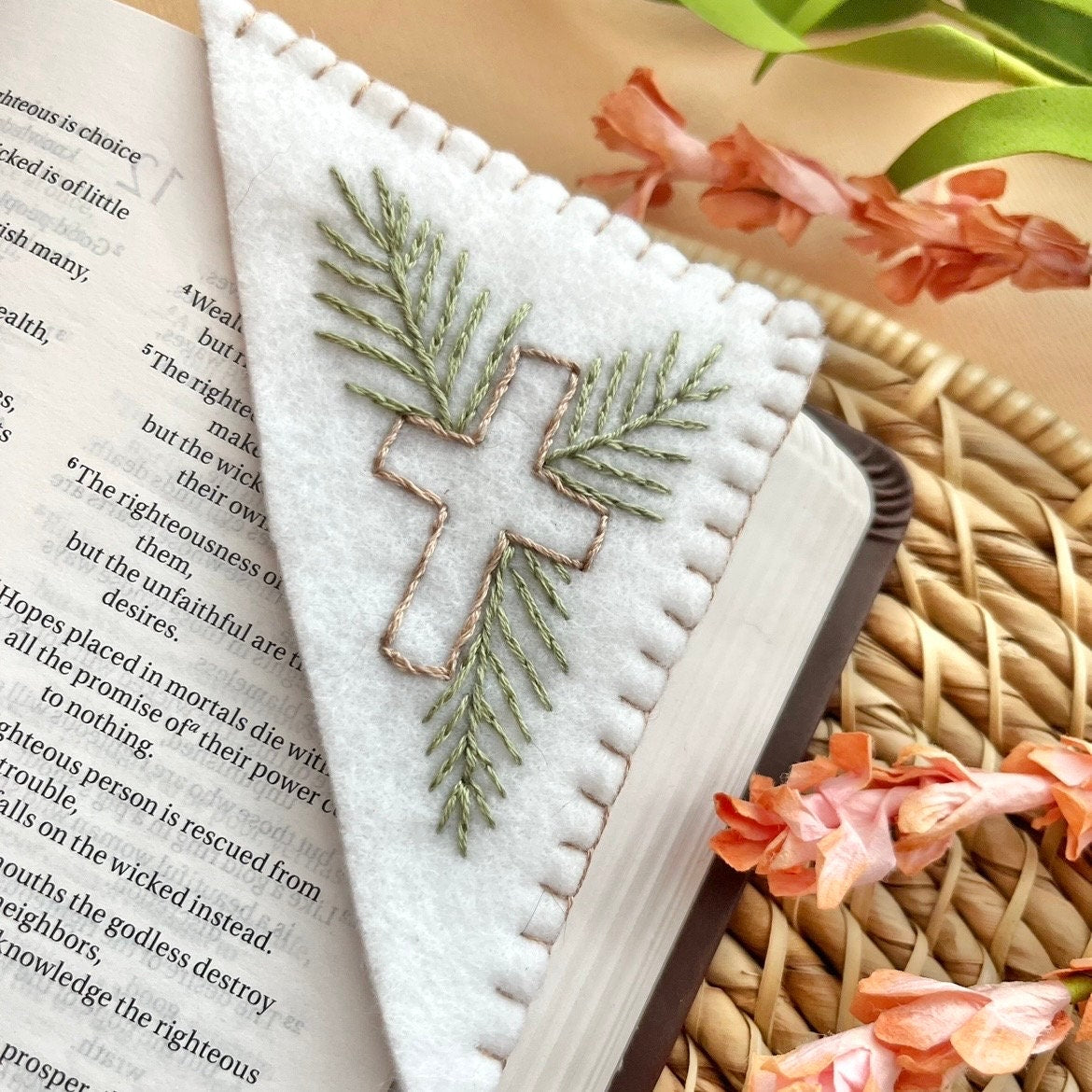 Christian Stick and Stitch Hand Embroidery Faith Pack